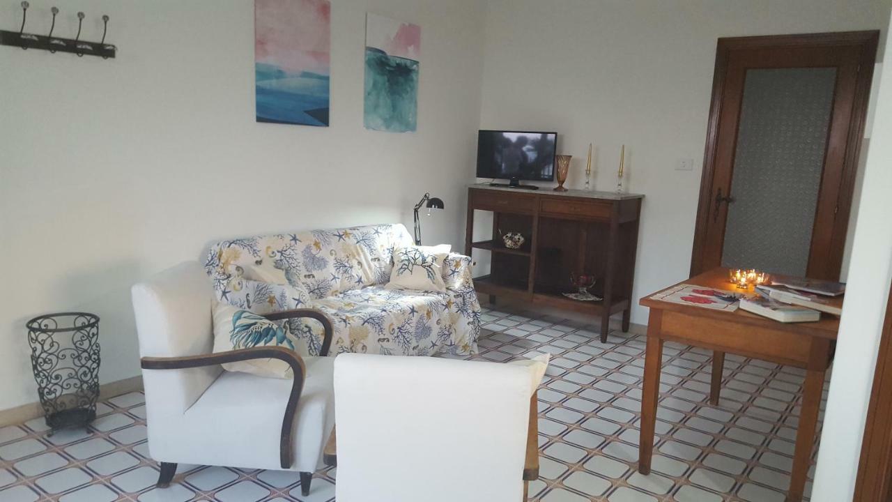 Casa Del Levante Riposto Eksteriør bilde