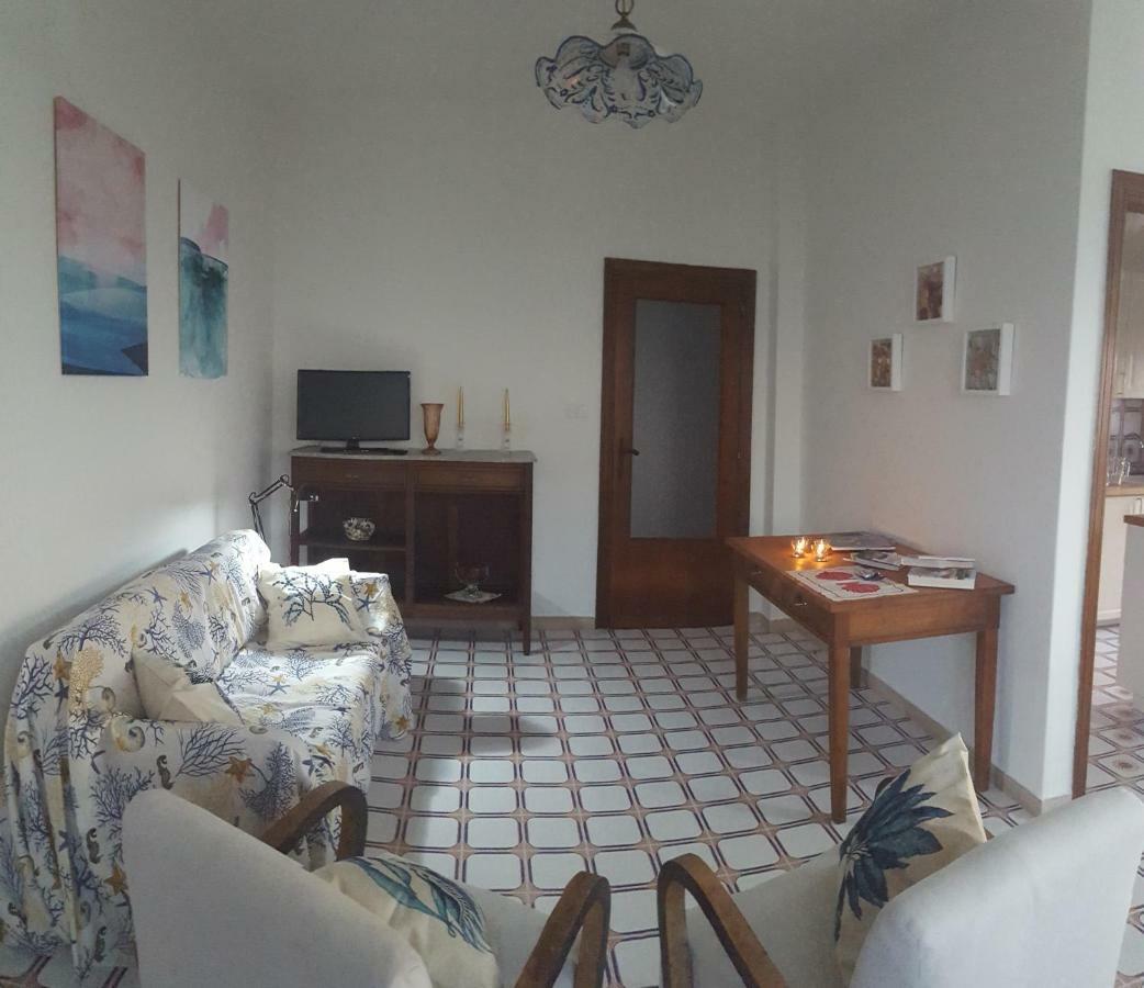 Casa Del Levante Riposto Eksteriør bilde
