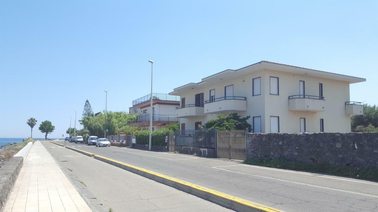 Casa Del Levante Riposto Eksteriør bilde